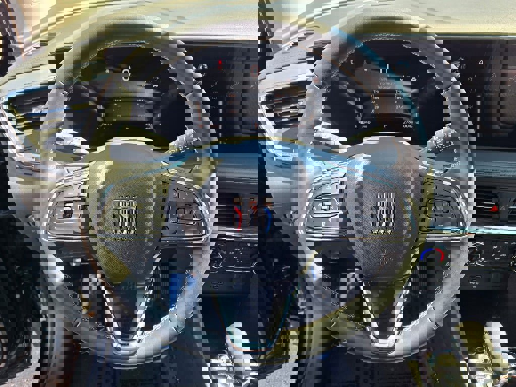 Certified 2025 Buick Encore GX Preferred image 32