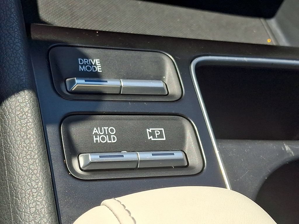 Used 2025 Hyundai Sonata SEL FWD image 22