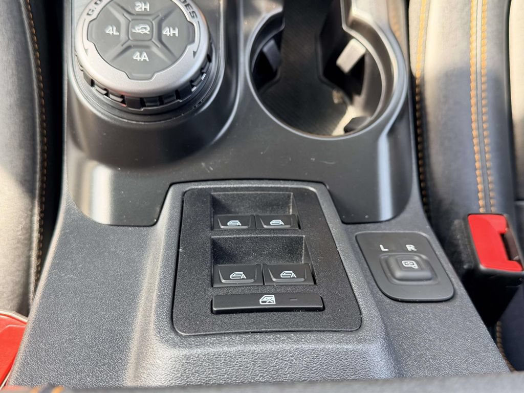 Used 2024 Ford Bronco Badlands AWD/4WD image 21