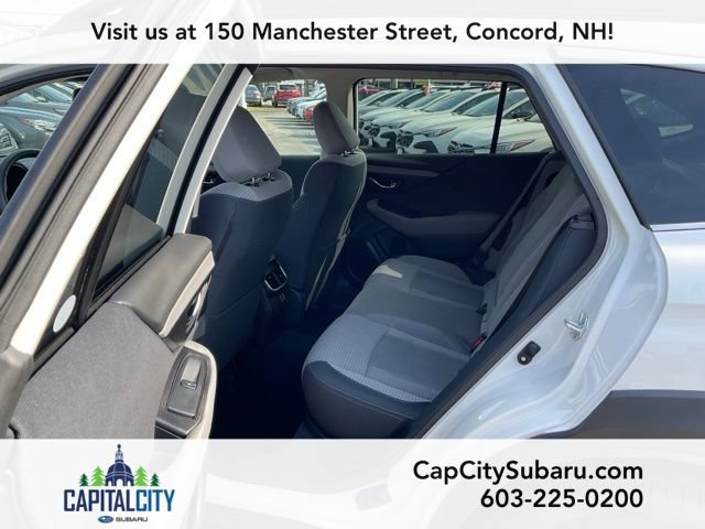 Used 2025 Subaru Outback Premium AWD/4WD image 14
