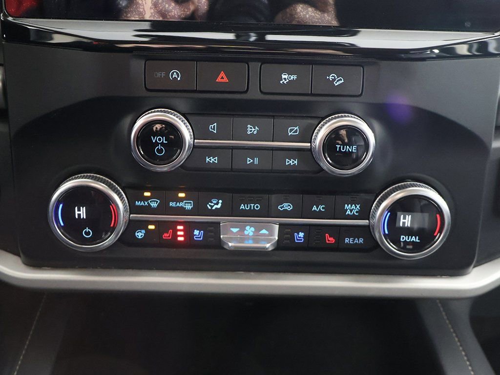 Used 2023 Ford Expedition XLT image 49