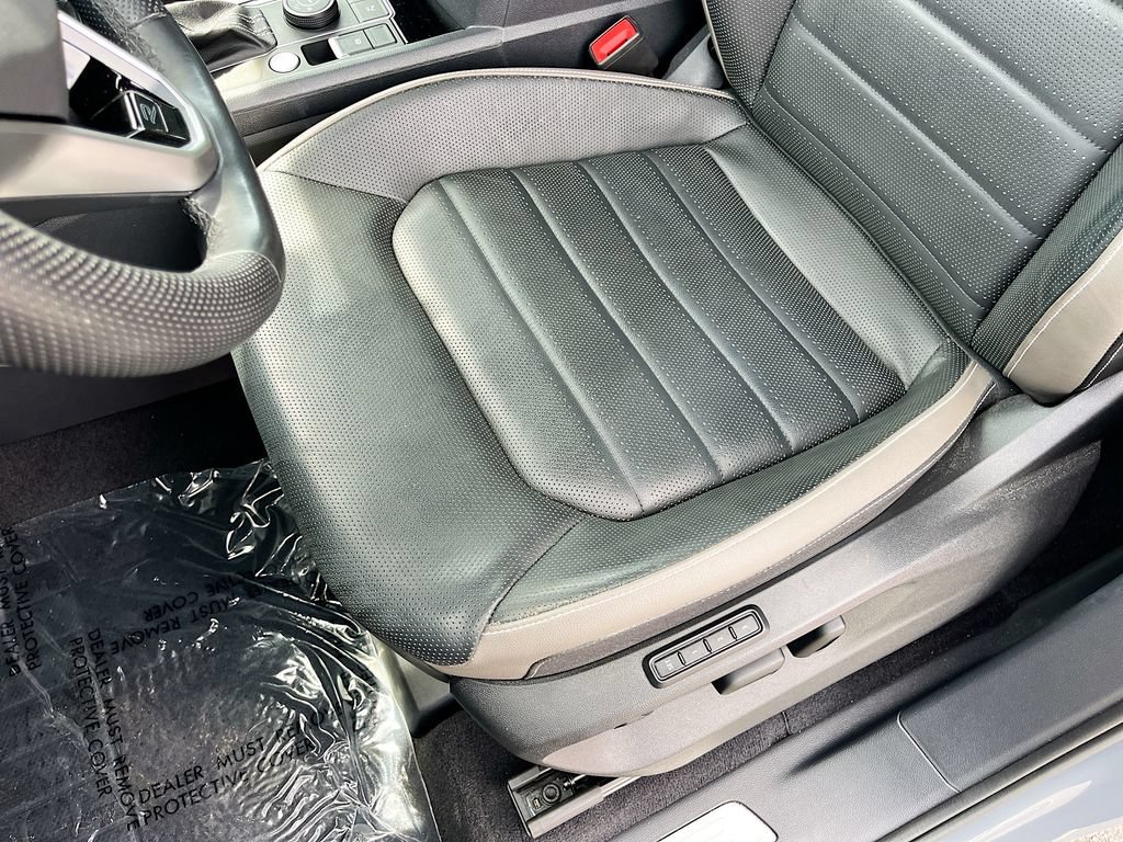 Used 2023 Volkswagen Atlas Cross Sport SEL Premium R-Line AWD/4WD image 19