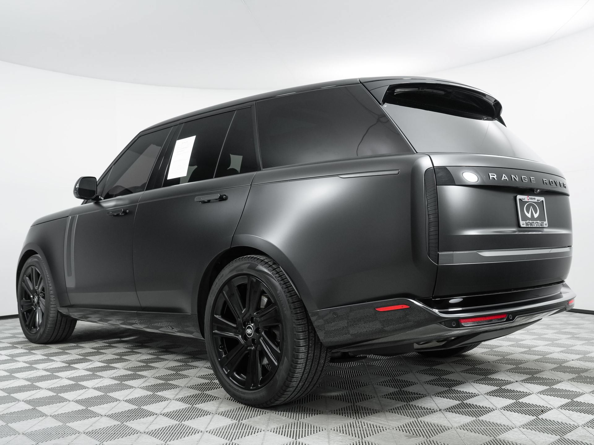 Used 2023 Land Rover Range Rover SE AWD/4WD image 15