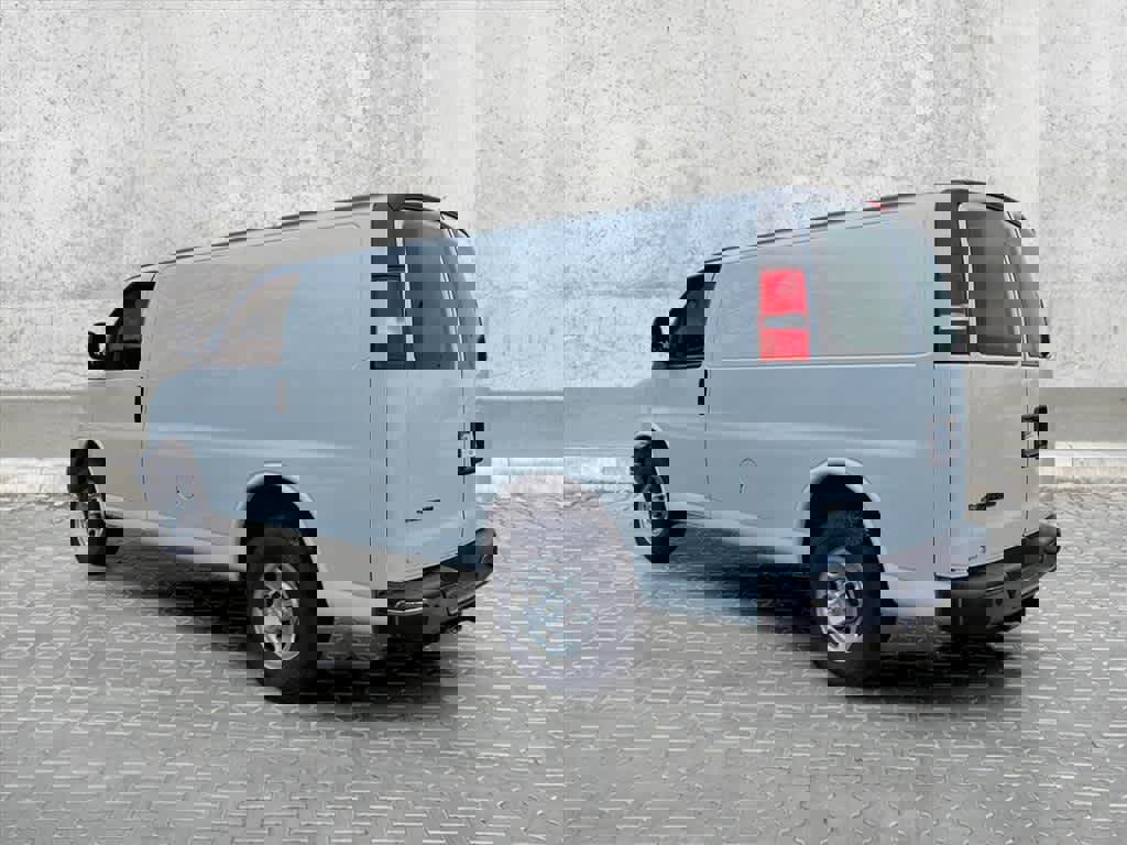 Used 2021 Chevrolet Express 2500 w/ Enhanced Convenience Package image 7