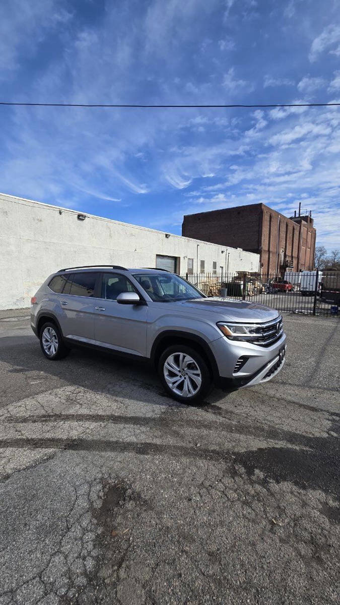Used 2021 Volkswagen Atlas SE image 4