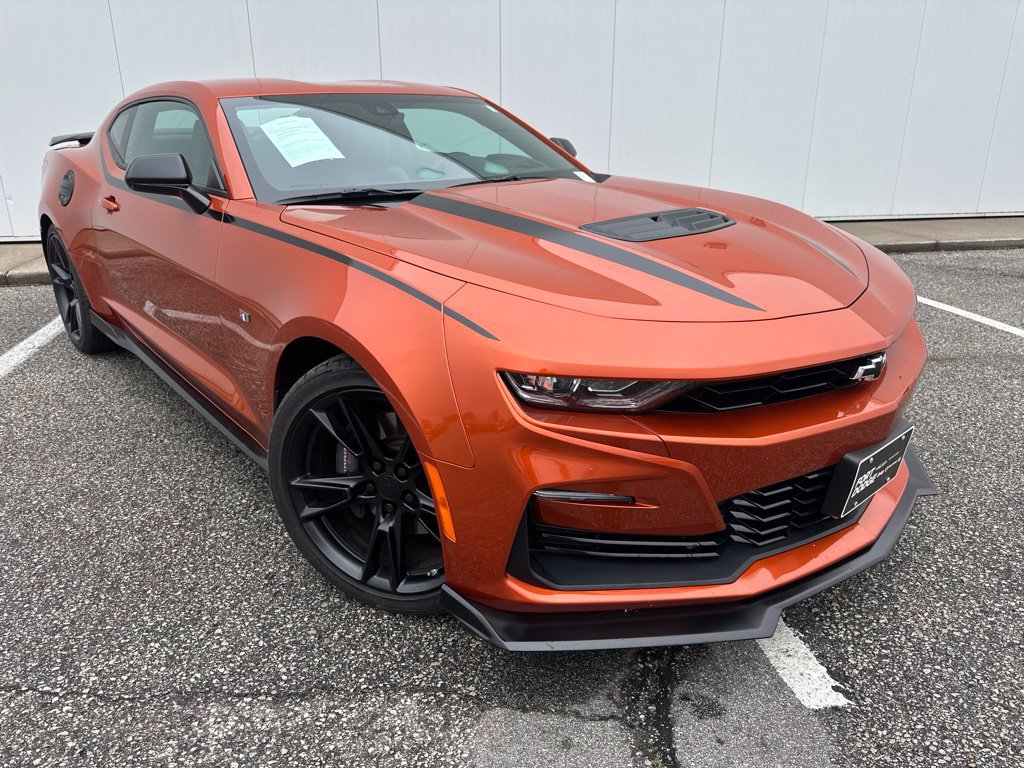 Used 2022 Chevrolet Camaro SS RWD image 10