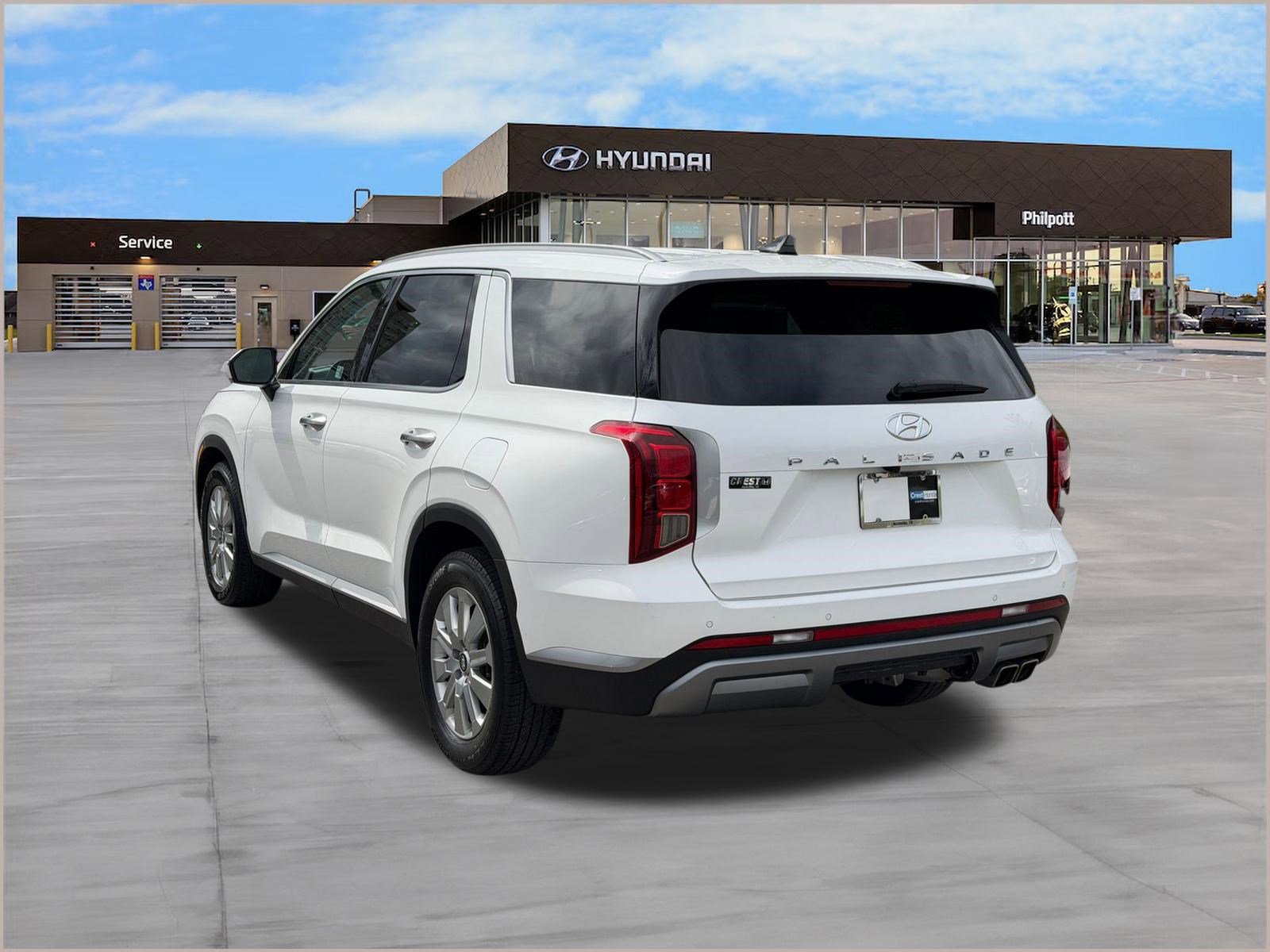Used 2024 Hyundai Palisade SEL FWD image 3