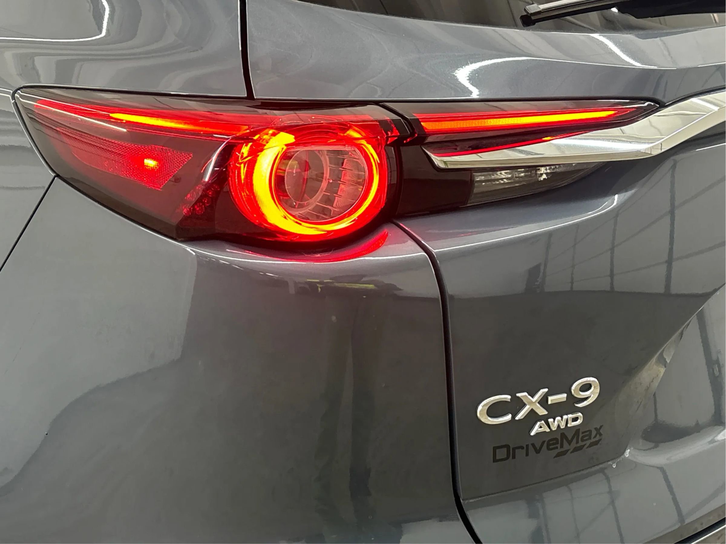 Used 2023 MAZDA CX-9 Carbon Edition image 35