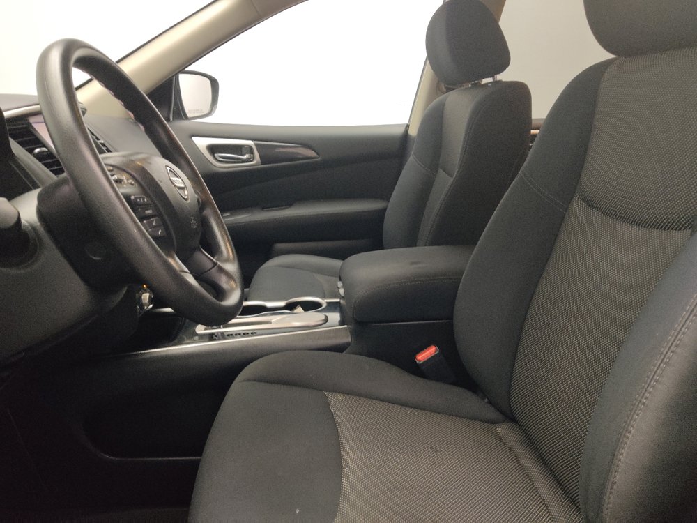 Used 2017 Nissan Pathfinder S FWD image 17