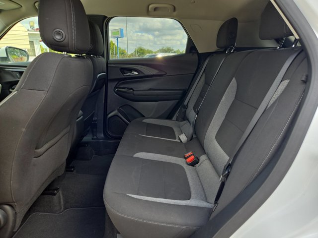 Used 2025 Chevrolet TrailBlazer LT AWD/4WD image 22