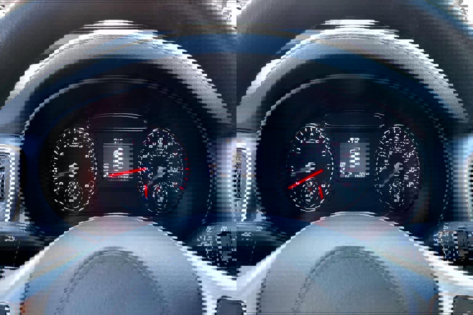 Used 2019 Kia Sorento LX image 25