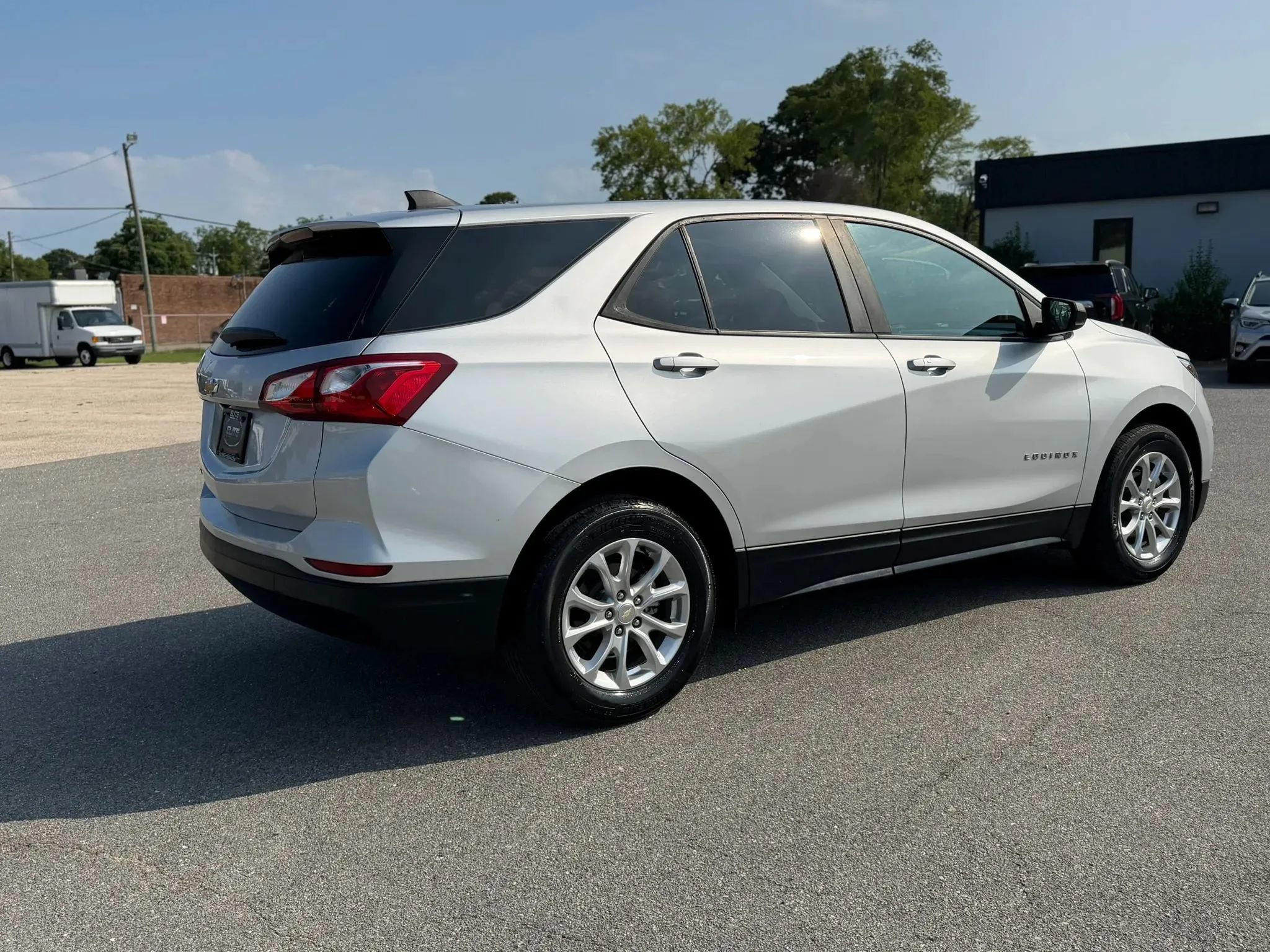 Used 2021 Chevrolet Equinox LS w/ LS Convenience Package FWD image 7