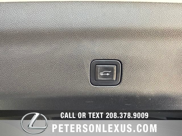 Used 2021 Chevrolet Tahoe High Country w/ Premium Package AWD/4WD image 24