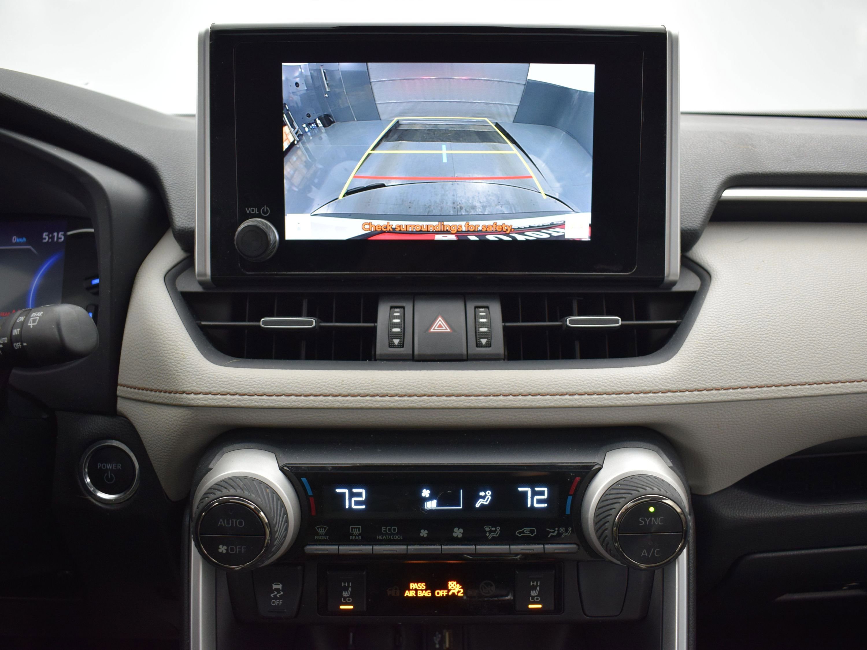 Used 2023 Toyota RAV4 XLE Premium image 18