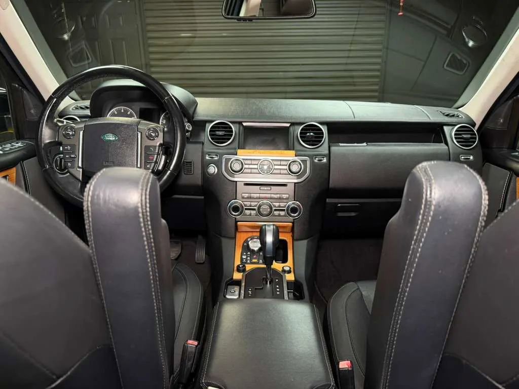 Used 2012 Land Rover LR4 HSE LUX image 21