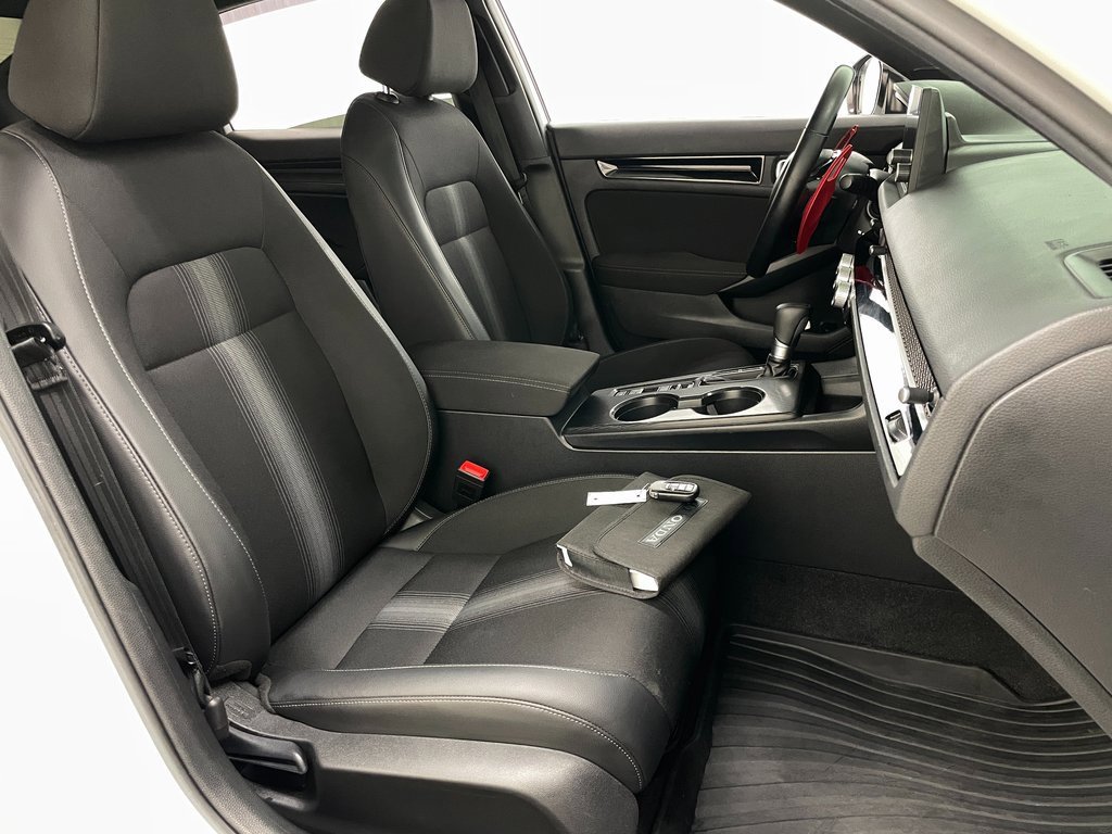 Used 2025 Honda Civic Sport image 35