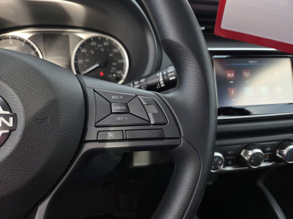 Certified 2025 Nissan Kicks Play S image 19