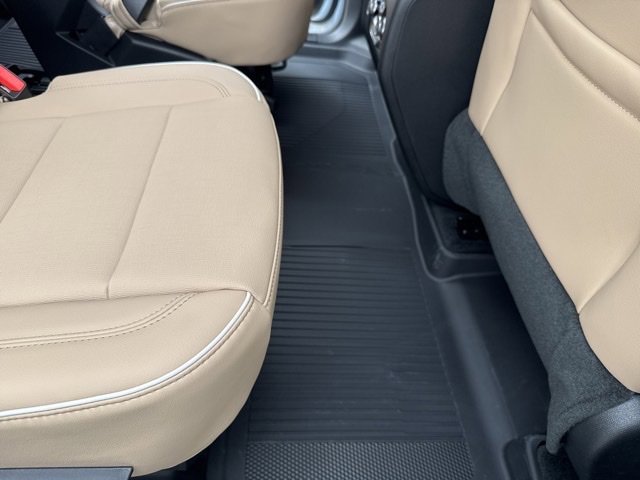 New 2026 Buick Enclave Preferred w/ Power Package image 19