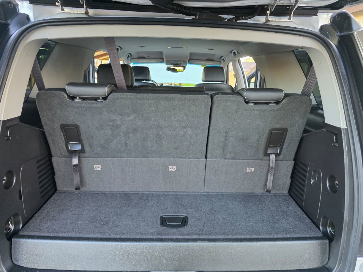 Used 2017 Chevrolet Tahoe LT image 40