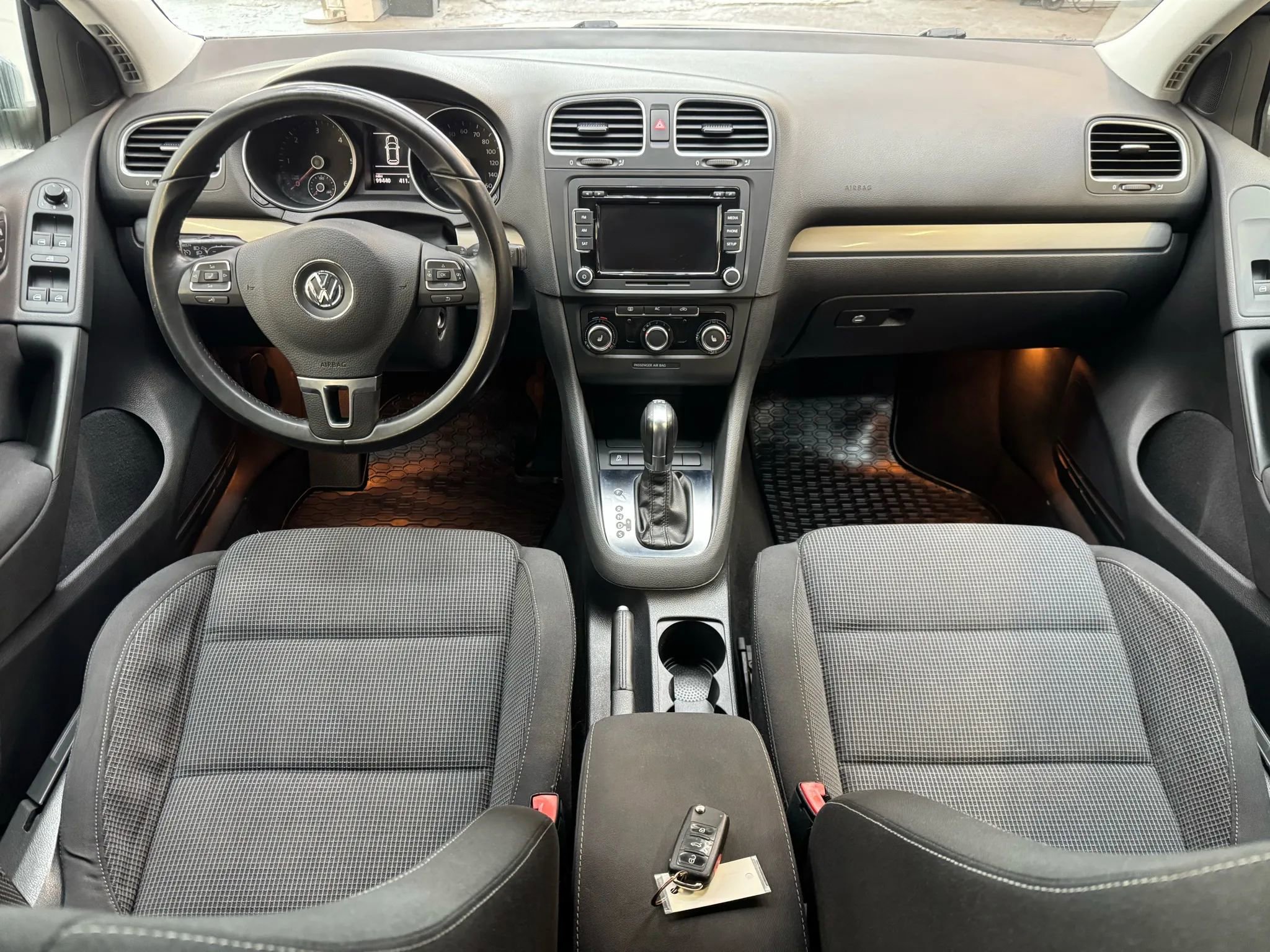 Used 2012 Volkswagen Golf TDI image 18