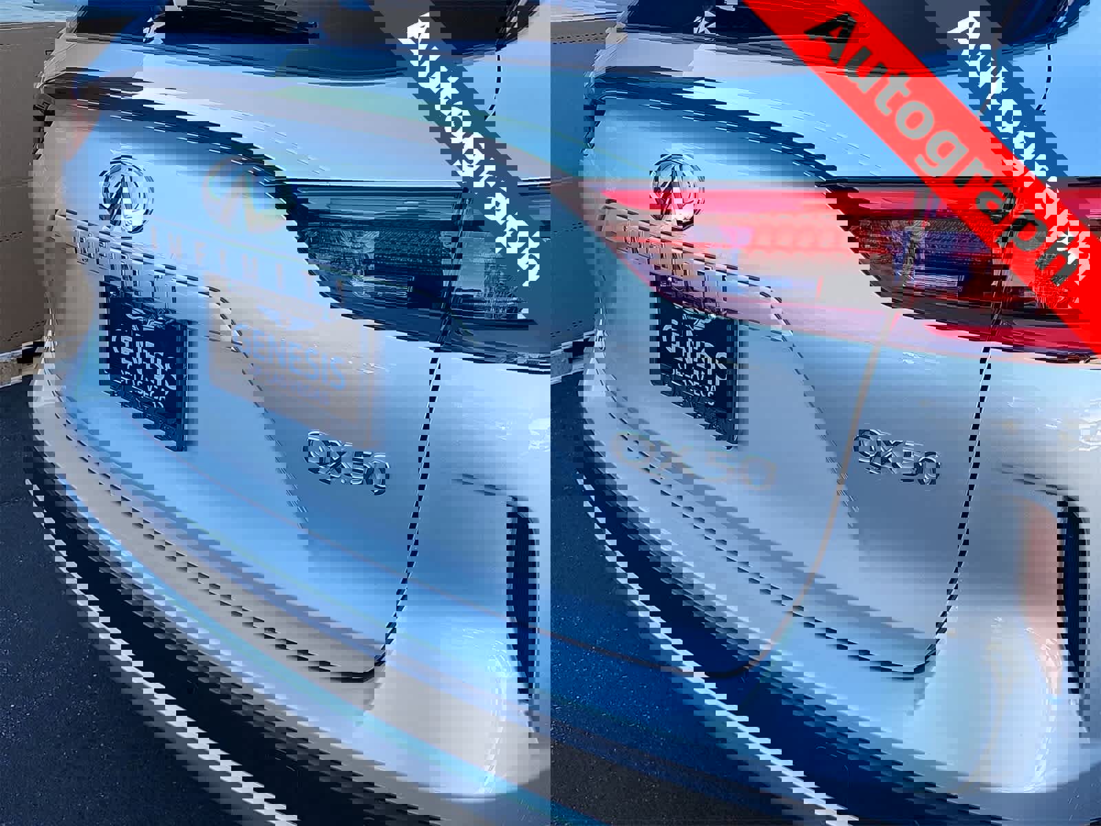 Used 2020 INFINITI QX50 Autograph w/ Tow Package image 11