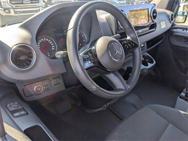 Used 2025 Mercedes-Benz Sprinter 2500 image 6