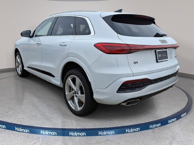 Used 2025 Audi Q5 Premium Plus w/ Premium Plus AWD/4WD image 2