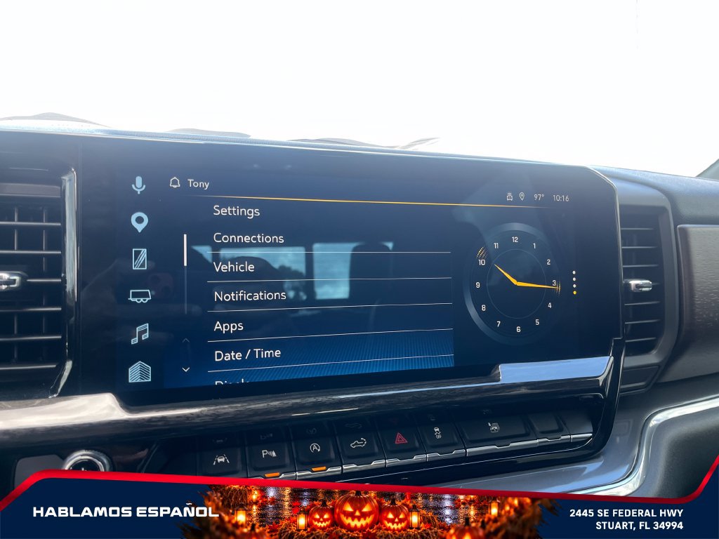 Used 2023 Chevrolet Silverado 1500 High Country w/ Technology Package AWD/4WD image 30