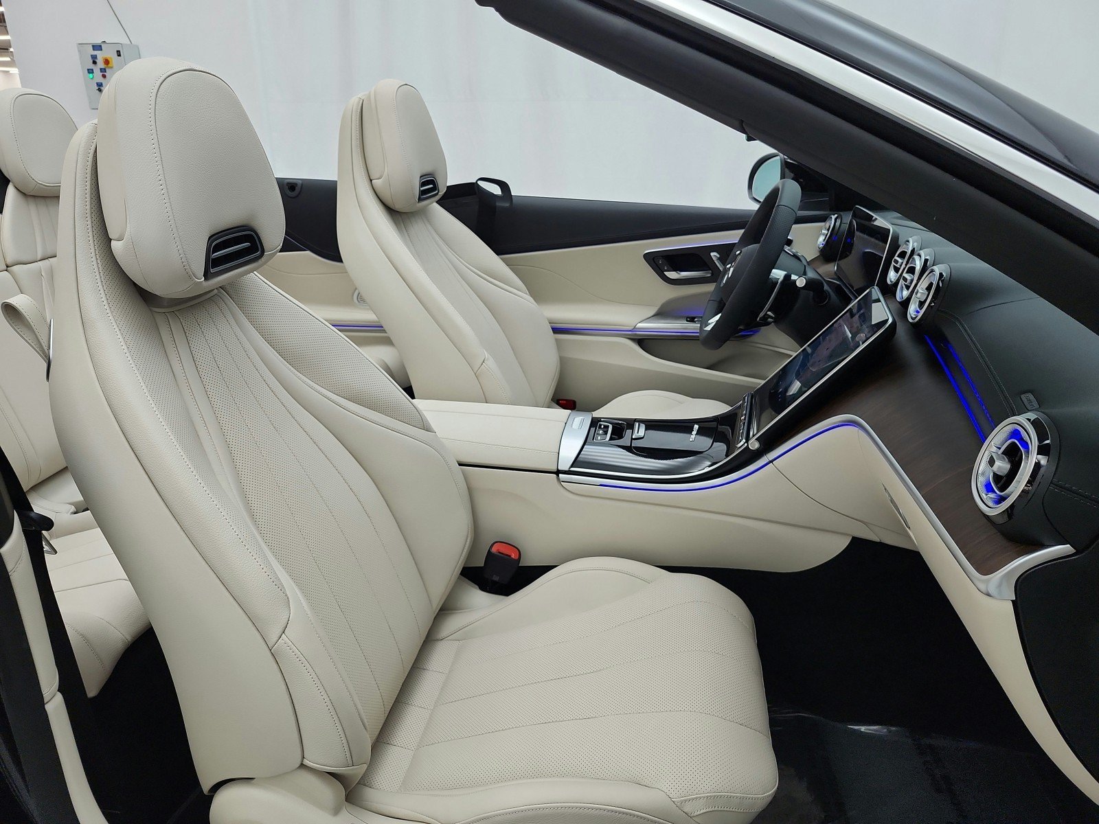 New 2027 Mercedes-Benz CLE 53 AMG 4MATIC Cabriolet image 14