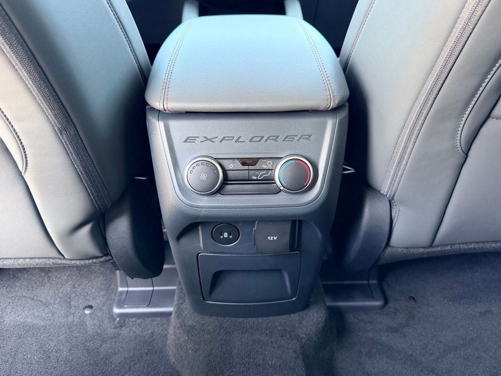 New 2026 Ford Explorer Active w/ Active Comfort Package RWD image 11