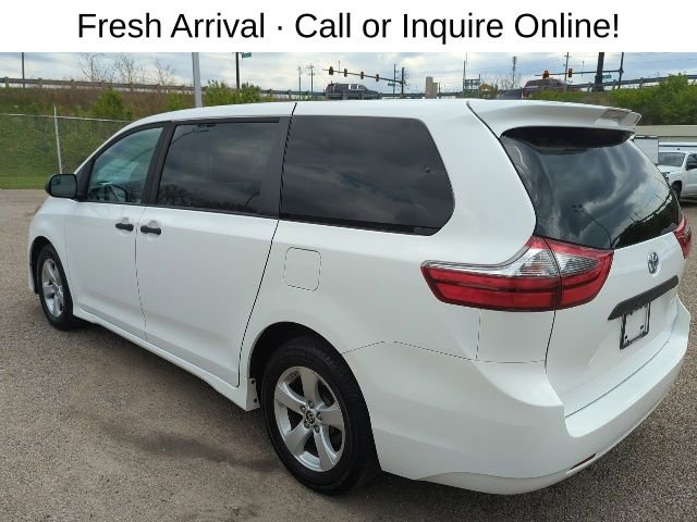 Used 2020 Toyota Sienna L image 3