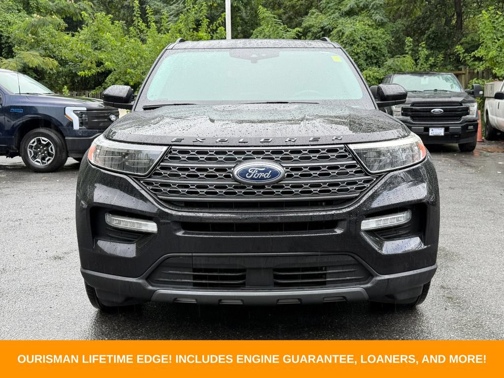 Used 2023 Ford Explorer XLT w/ Equipment Group 202A AWD/4WD image 2