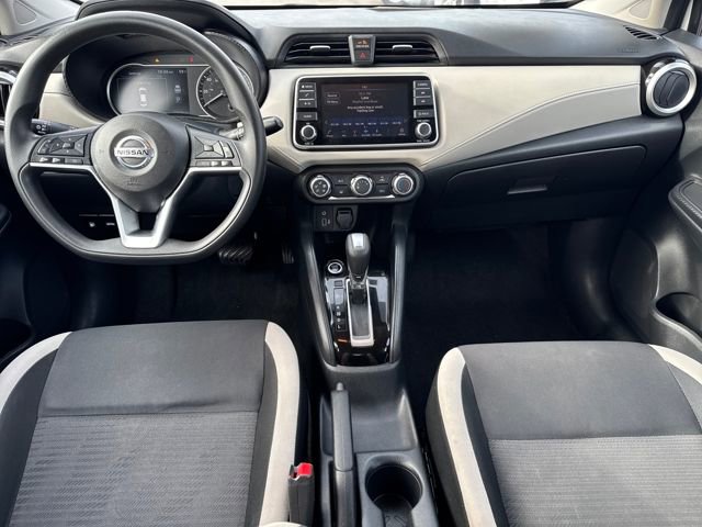 Used 2021 Nissan Versa SV image 12