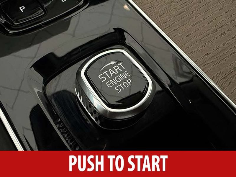Used 2025 Volvo XC90 B6 Plus AWD/4WD image 16