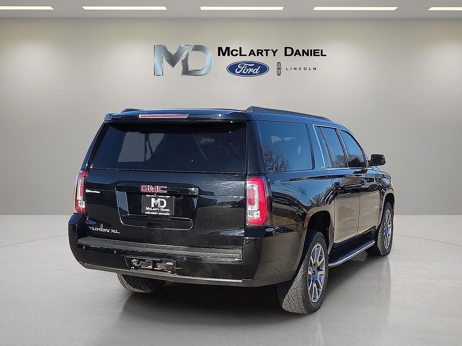 Used 2020 GMC Yukon XL SLT image 5