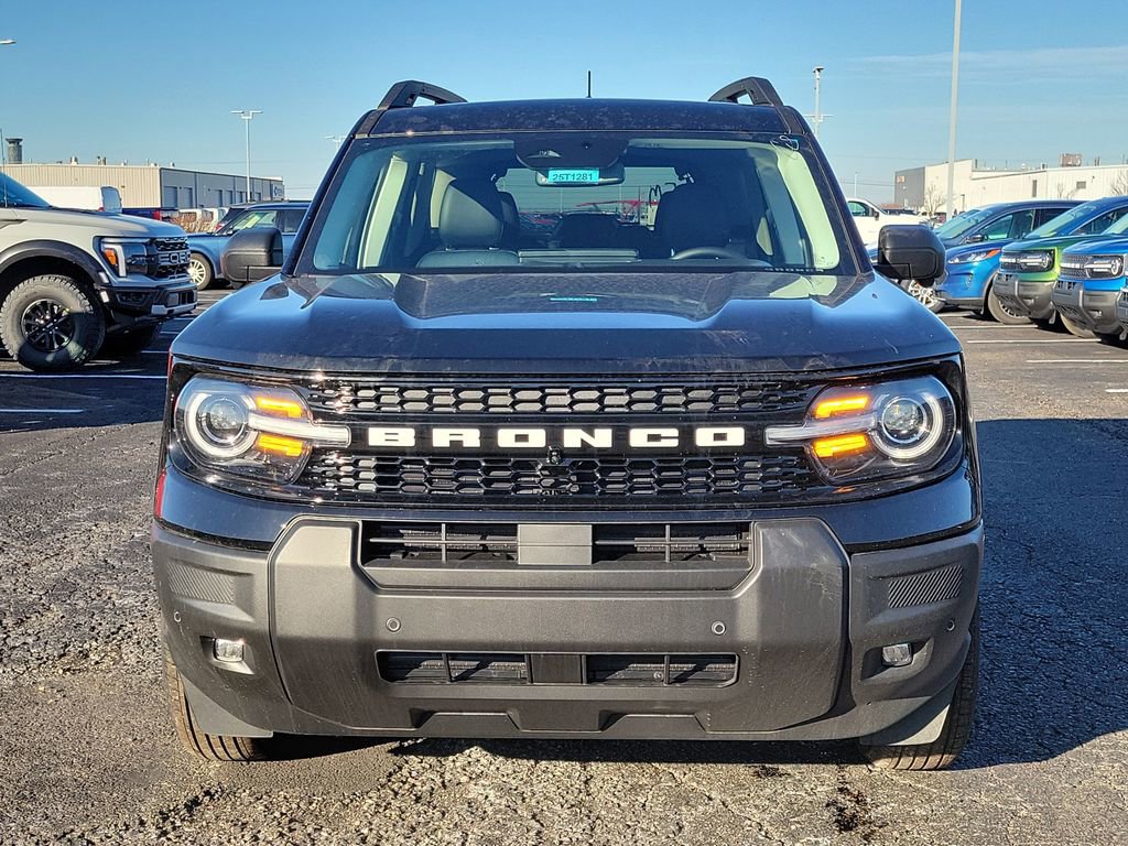 New 2025 Ford Bronco Sport Outer Banks image 2