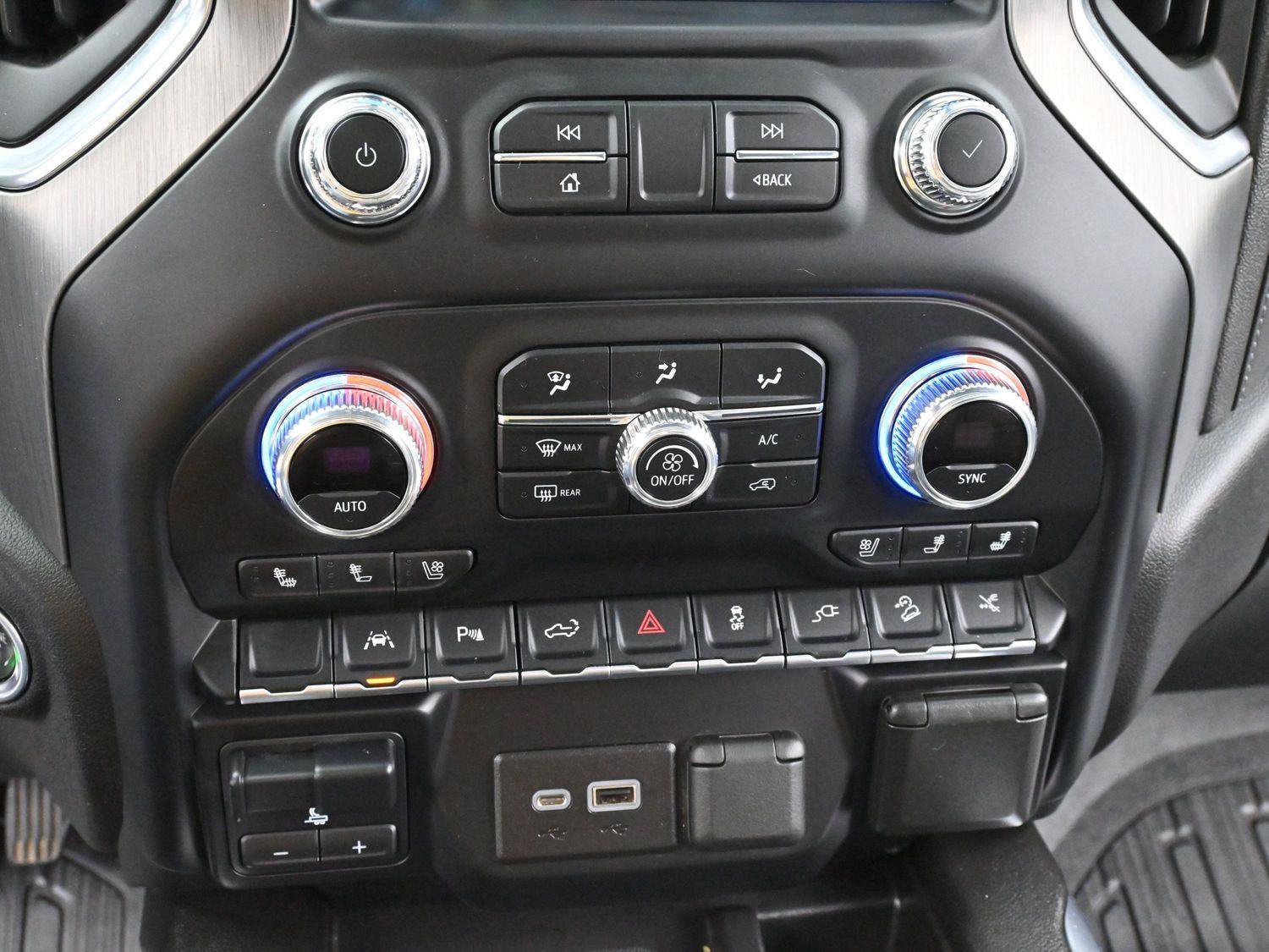 Used 2022 GMC Sierra 1500 Denali w/ Denali Reserve Package image 24