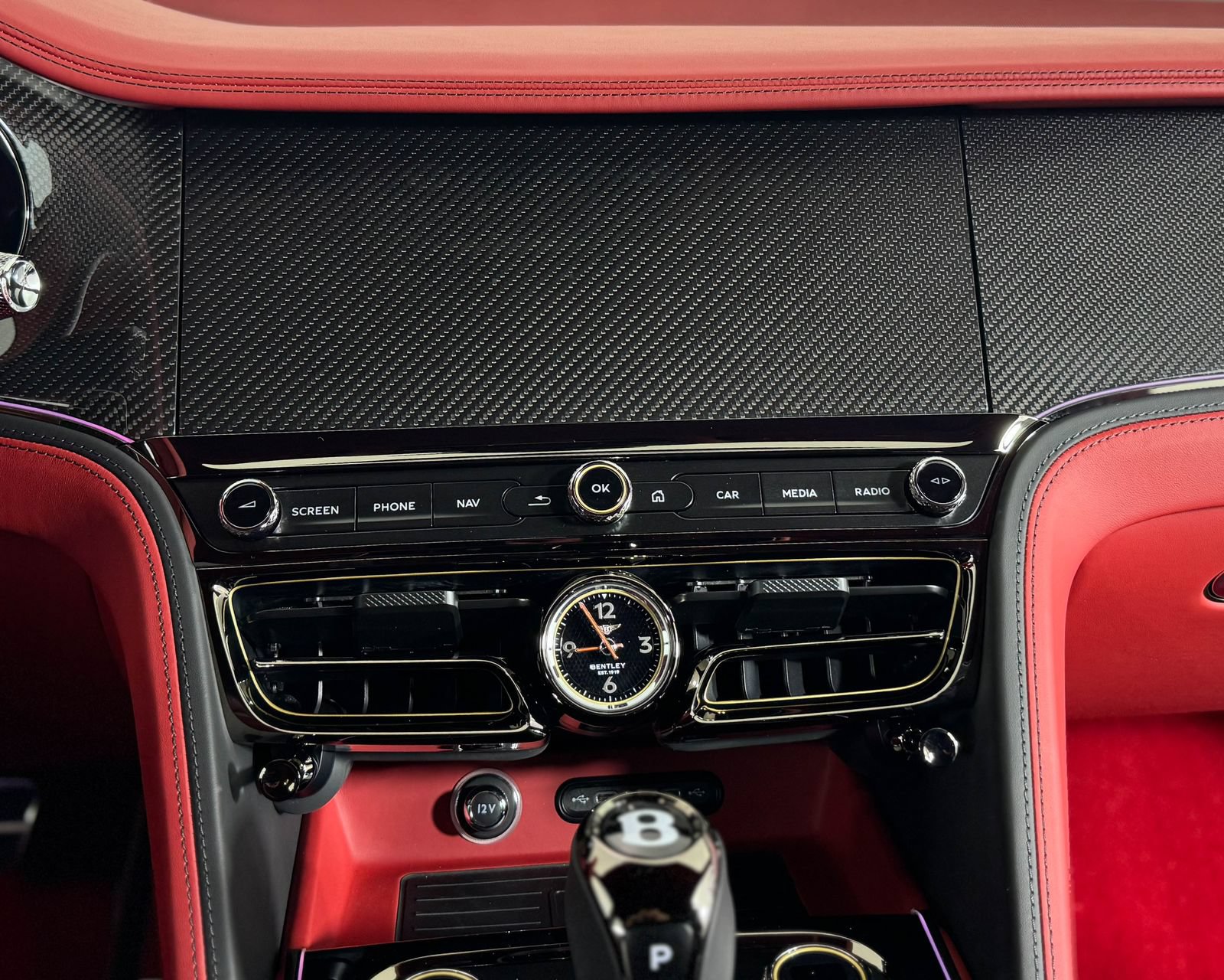 New 2025 Bentley Flying Spur Plug-In Hybrid AWD/4WD image 25