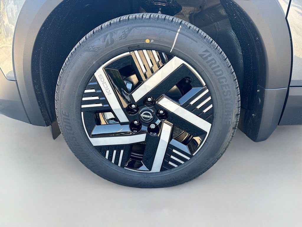 New 2026 Nissan Kicks SV w/ SV Premium Package image 18