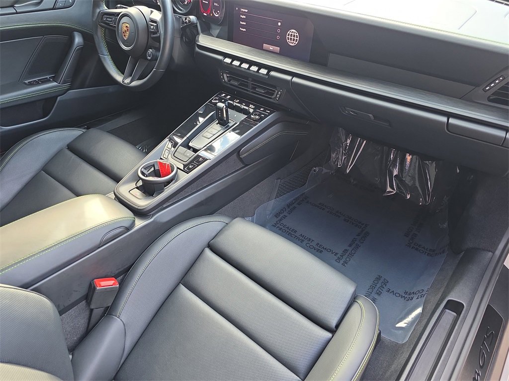 Certified 2024 Porsche 911 Carrera GTS image 18