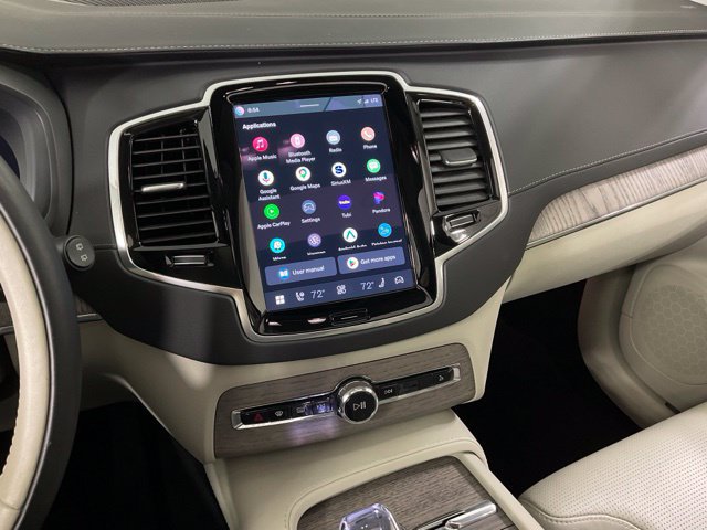 Certified 2024 Volvo XC90 T8 Ultimate AWD/4WD image 22