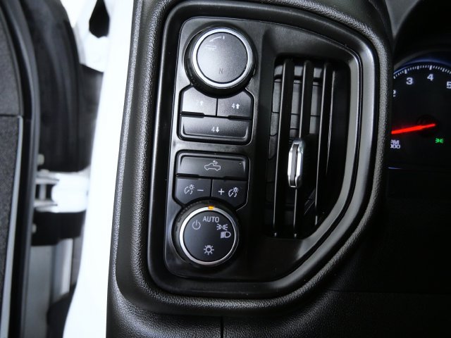 Used 2022 Chevrolet Silverado 2500 Custom w/ Gooseneck/5TH Wheel Package AWD/4WD image 27