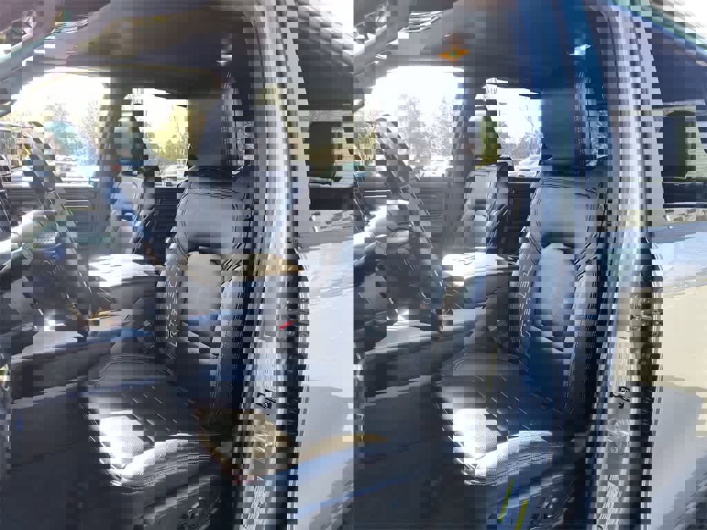 Used 2023 RAM 1500 Rebel w/ Night Edition image 11