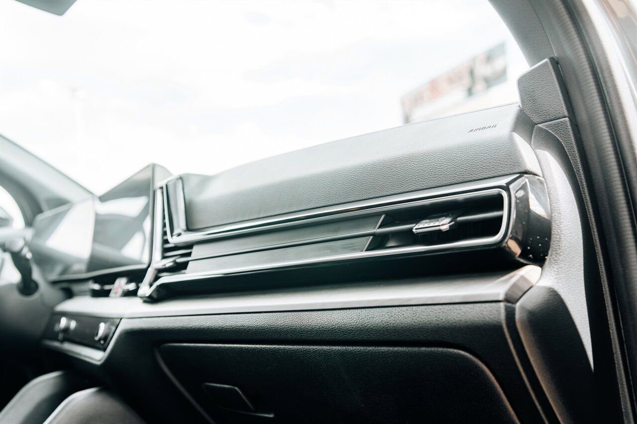 Used 2025 Kia Sportage X-Line image 46