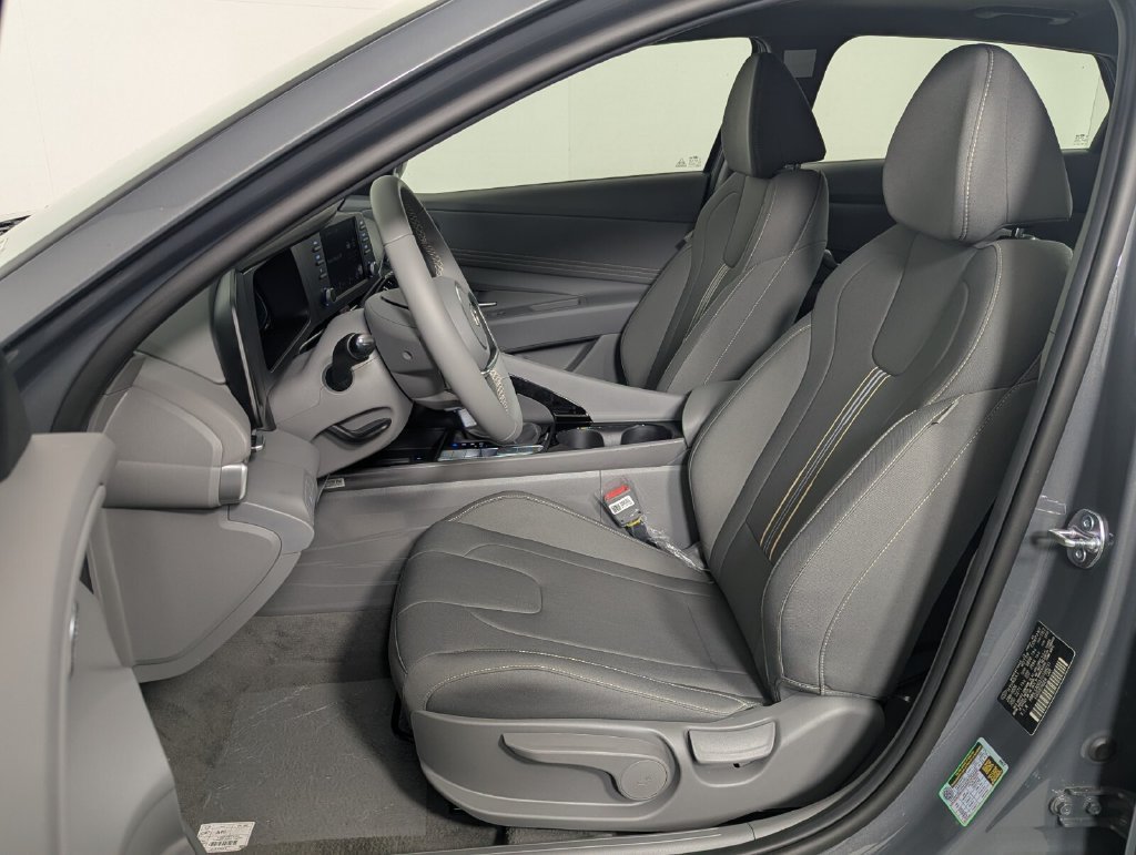 New 2026 Hyundai Elantra SEL Sport Premium FWD image 12