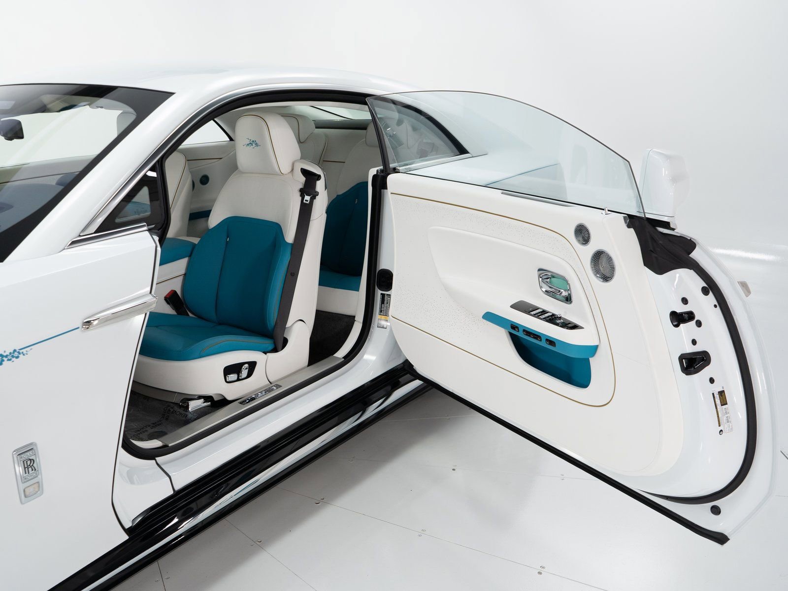 New 2026 Rolls-Royce Spectre Inspired By Primavera image 9