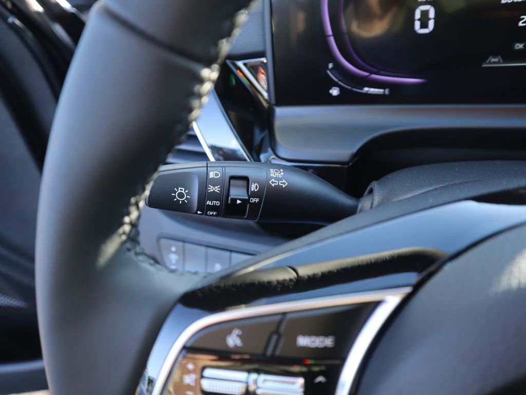 New 2026 Kia Seltos S FWD image 28