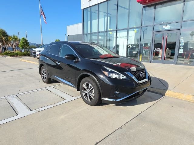 Used 2024 Nissan Murano SV image 2