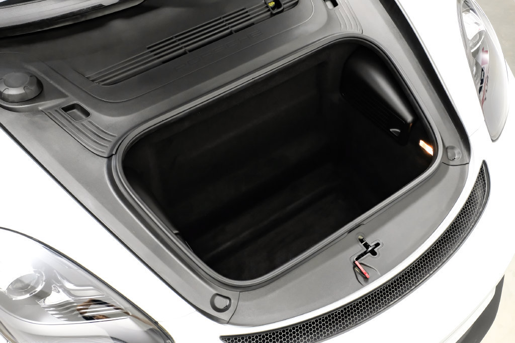 Used 2020 Porsche 718 Cayman GT4 RWD image 38