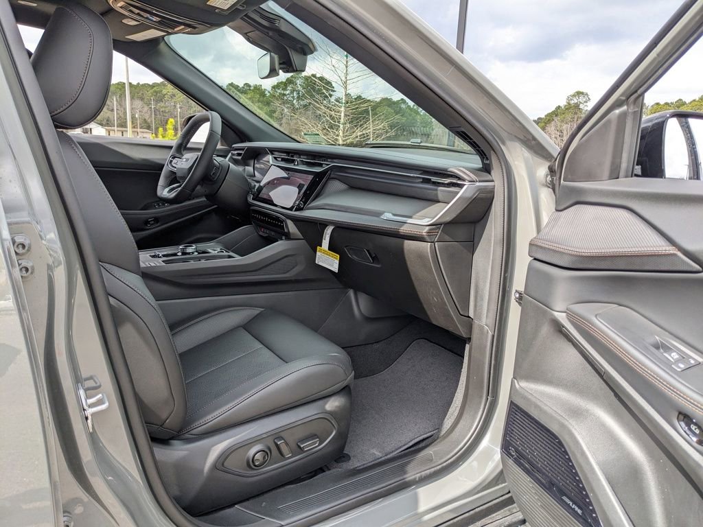 New 2026 Jeep Cherokee Overland image 42